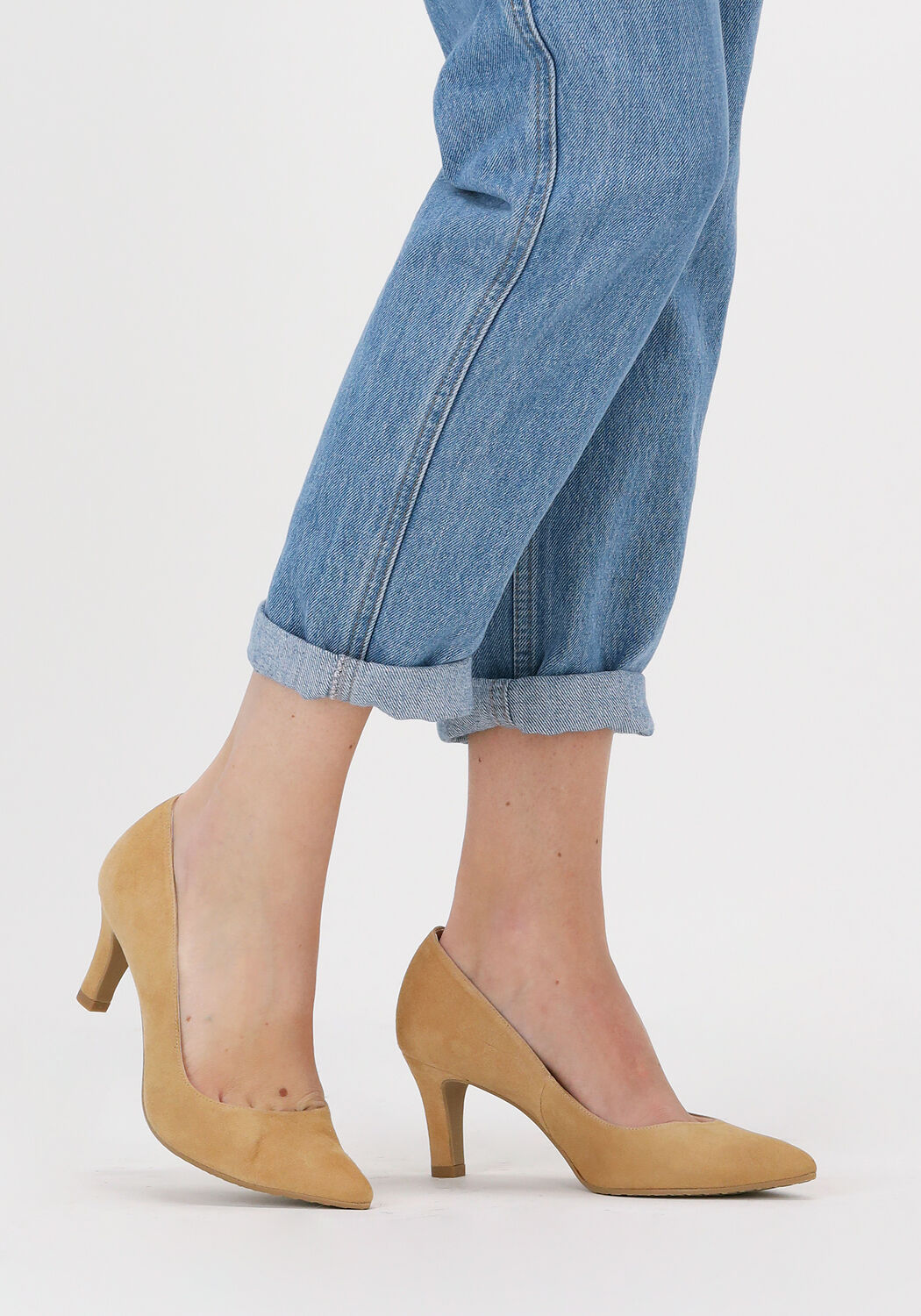 casual pumps