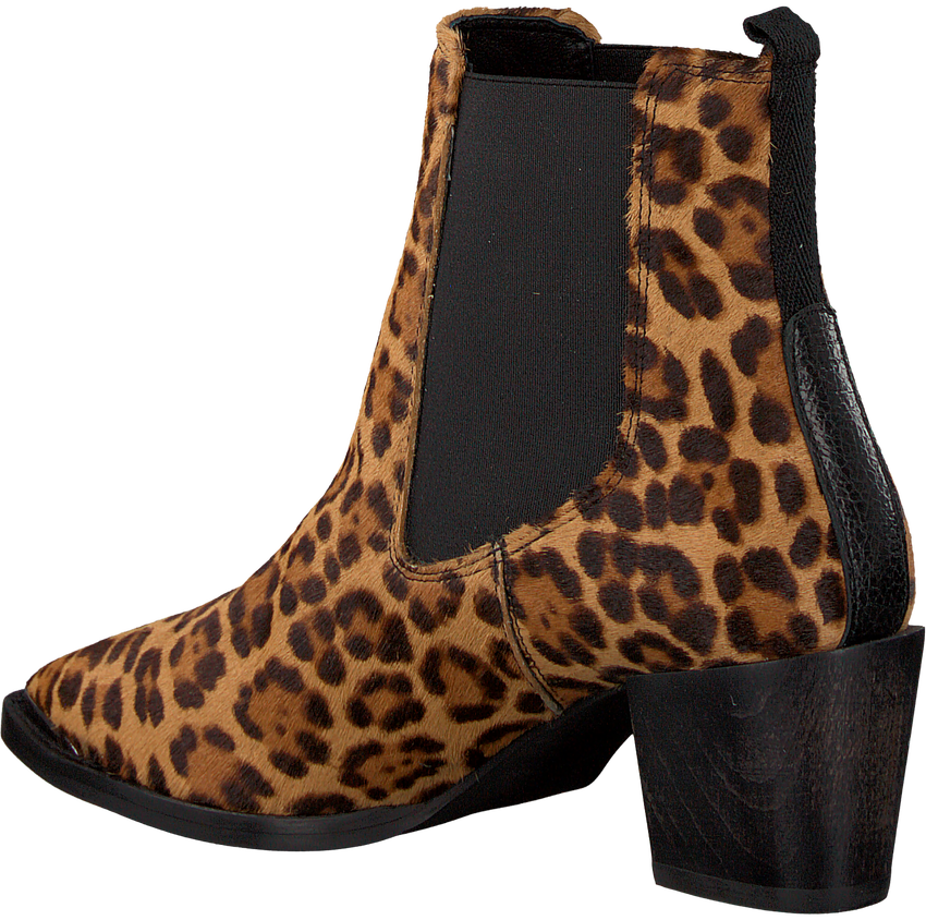 toral chelsea boots