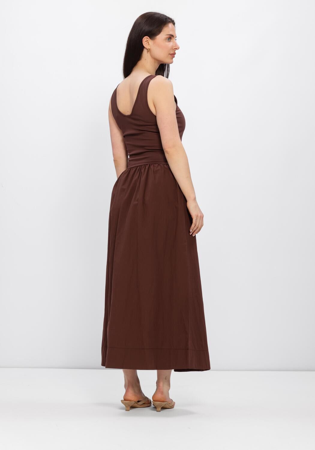 Bruine MINUS Jurken MSMARIE MIDI DRESS - large
