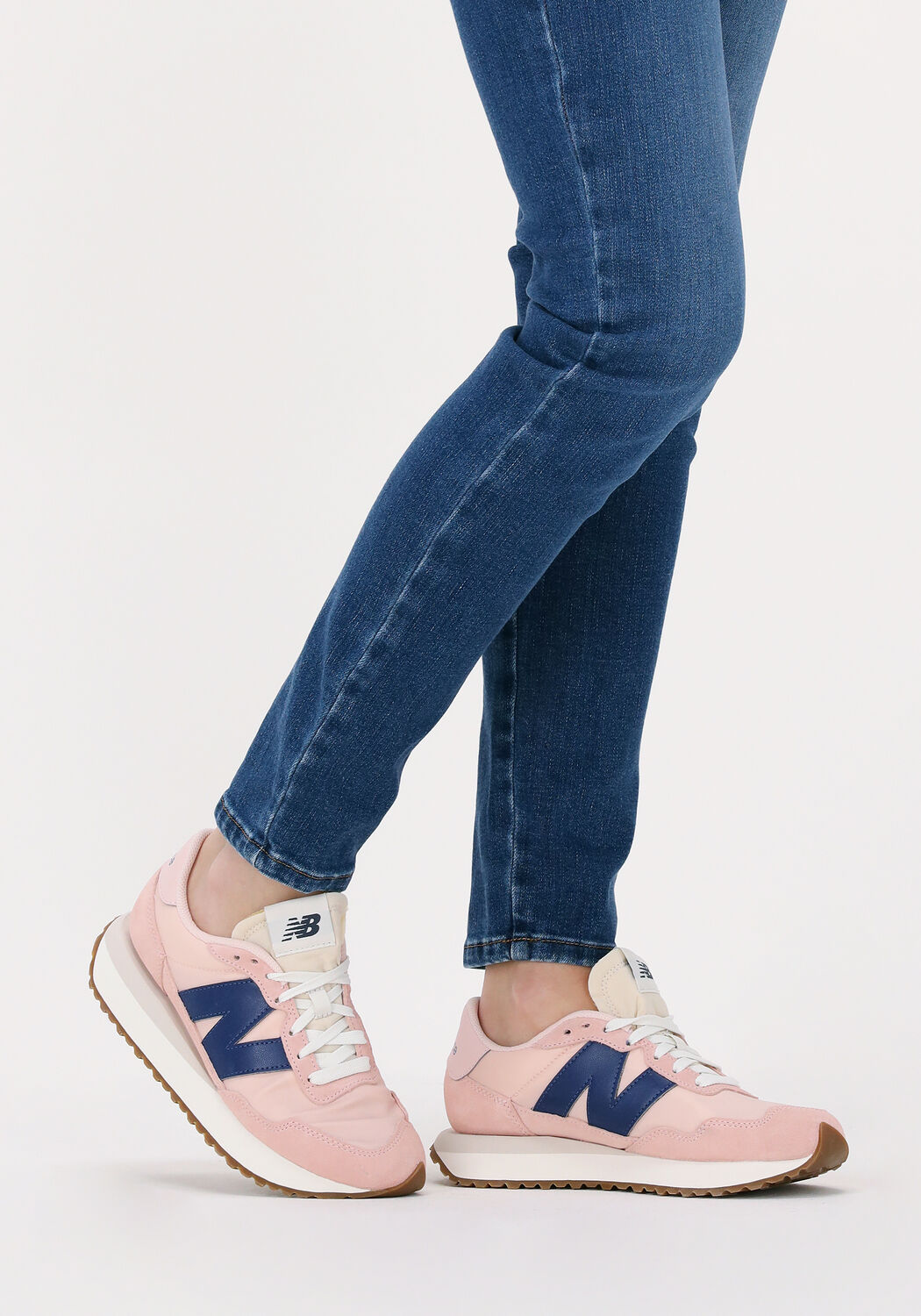 Roze NEW BALANCE Lage sneakers WS237 - large