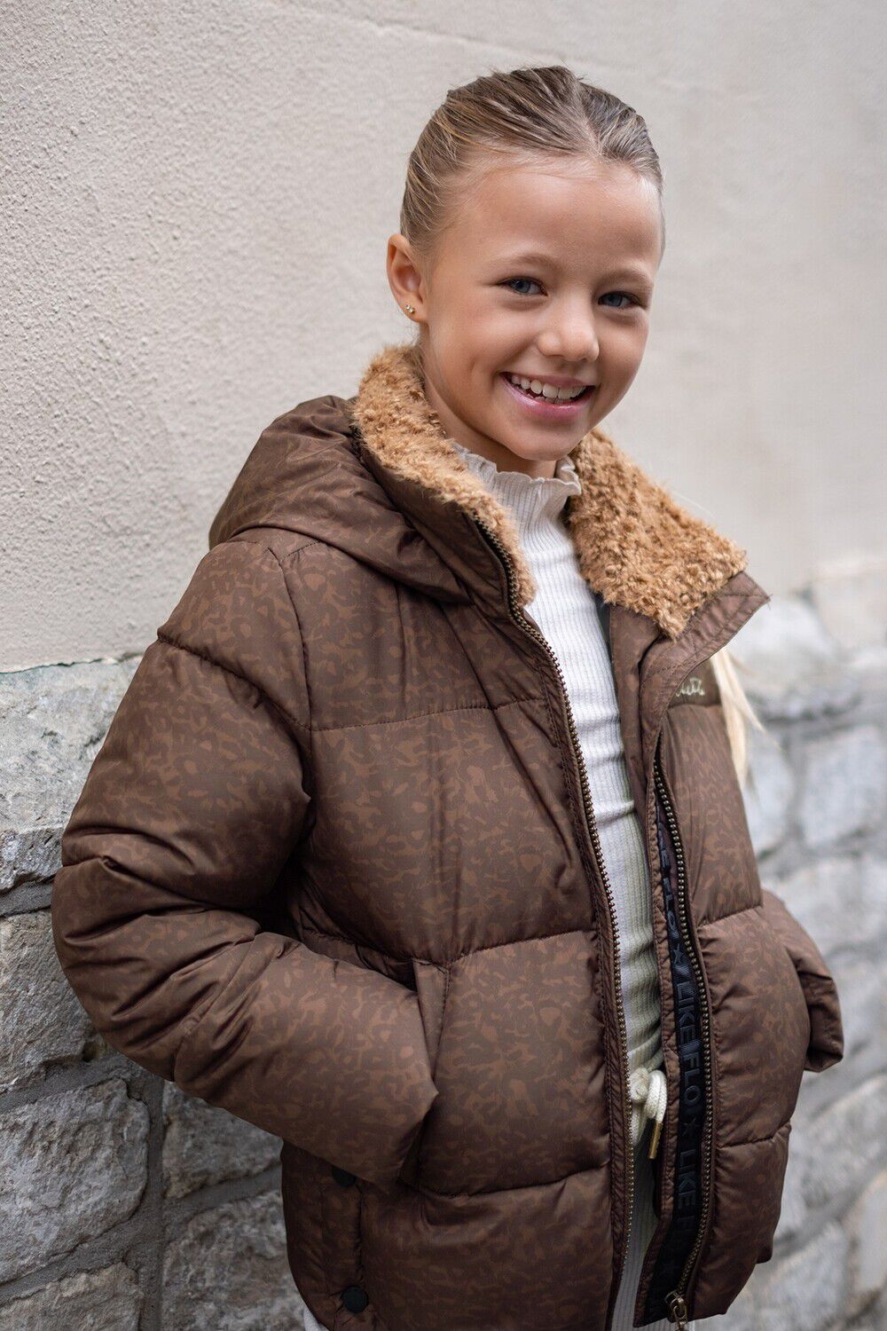 Bruine LIKE FLO Gewatteerde jas AELIN - large