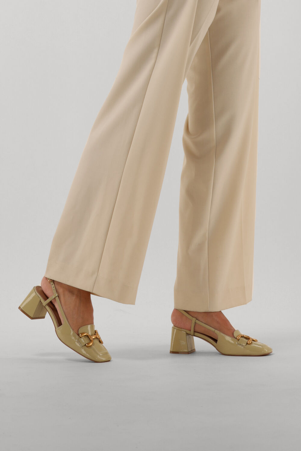 Groene BIBI LOU Slingbacks 574Z21VK - large