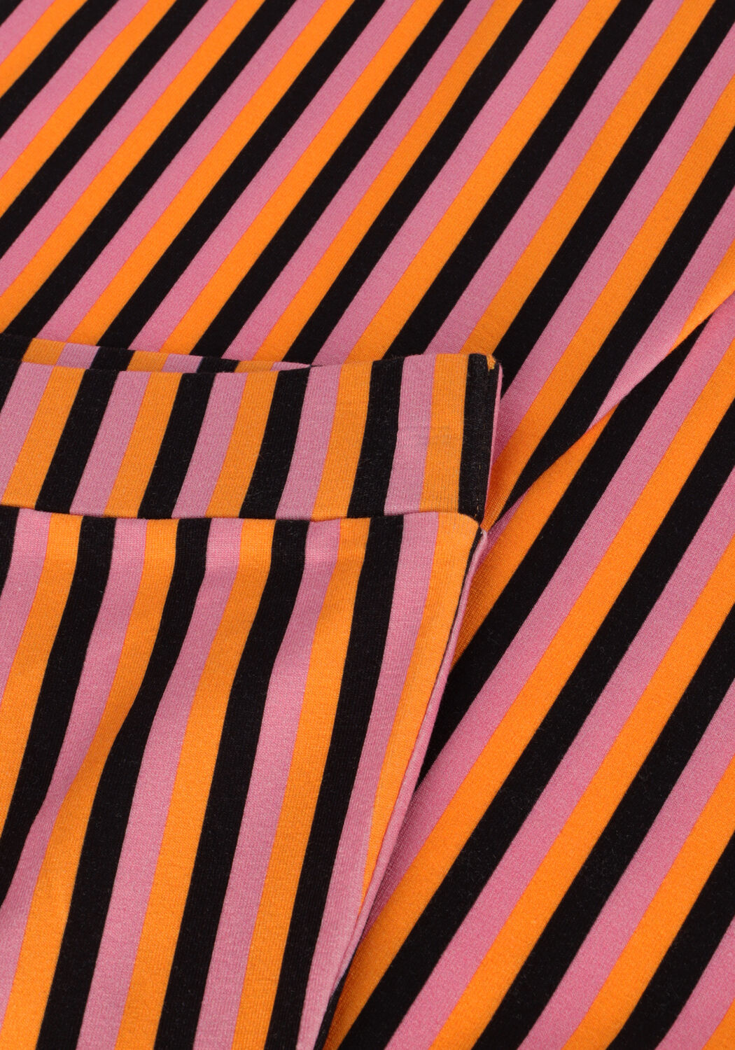 Roze Salty Stitch Flared broek SALTY STRIPES FLARED LEGGING - large