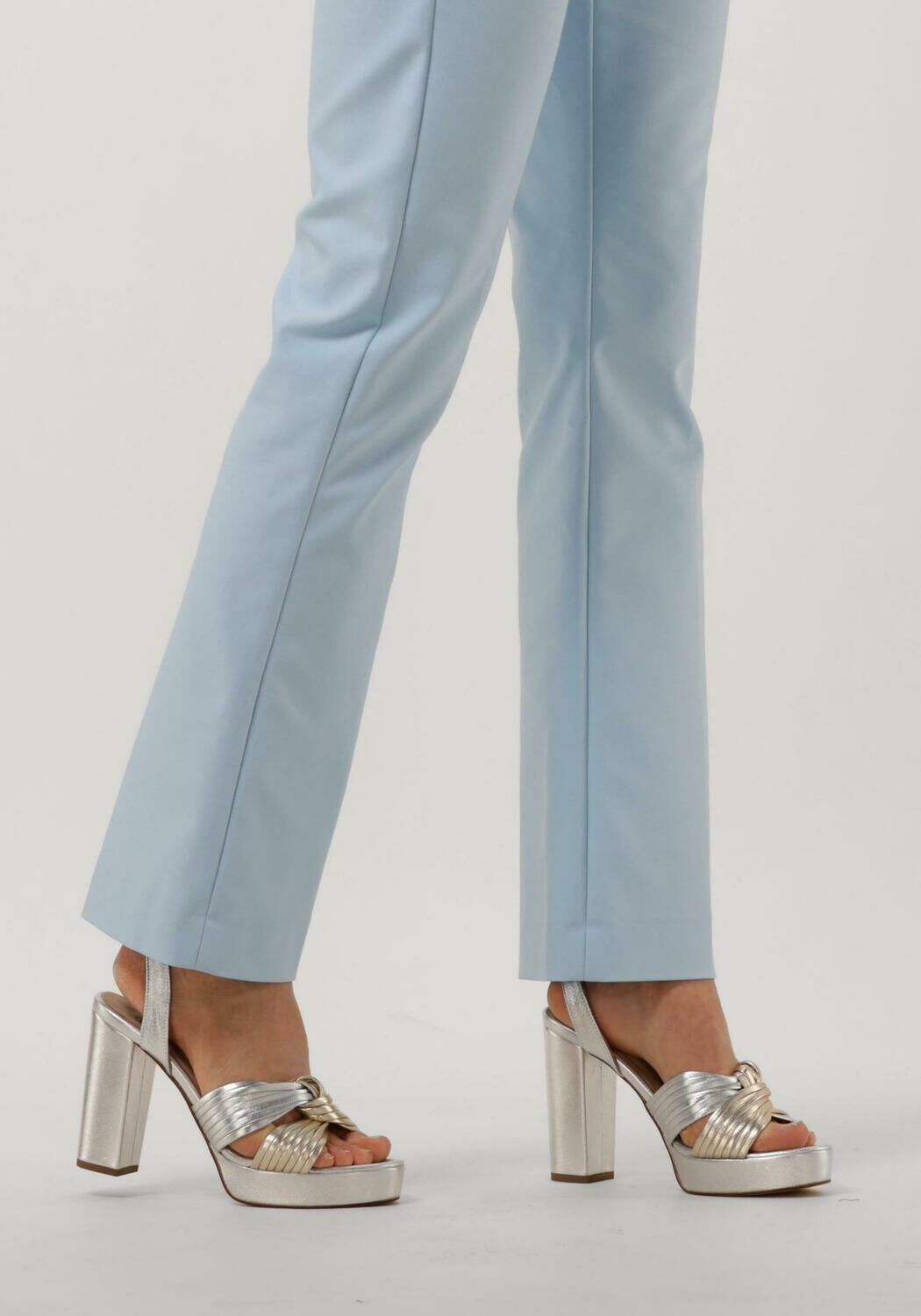 Zilveren FABIENNE CHAPOT Pumps NOLITA KNOT PUMP - large