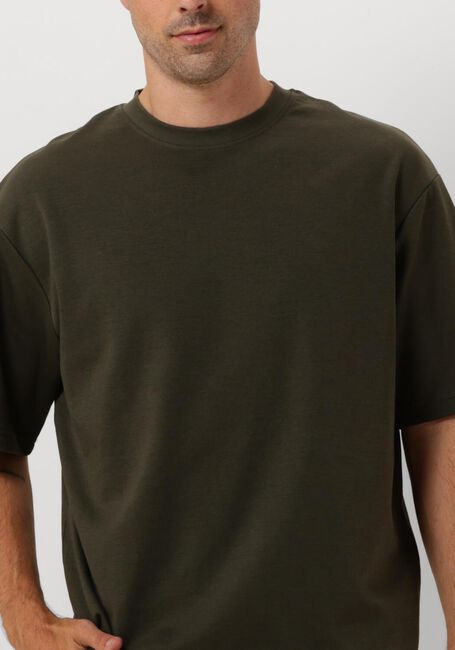 Donkergroene SELECTED HOMME T-shirt SLHLOOSEOSCAR SS O-NECK TEE NOOS - large
