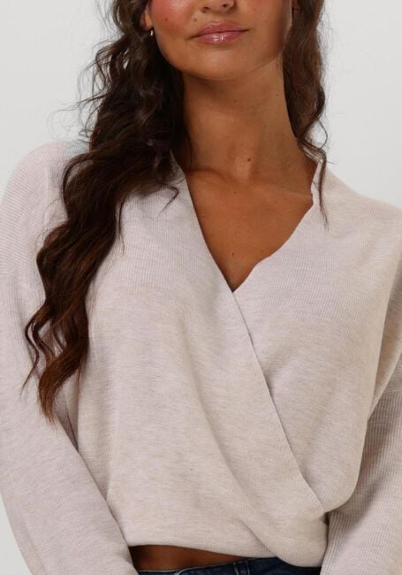 Creme ANOTHER LABEL Trui LENI KNITTED PULL - large