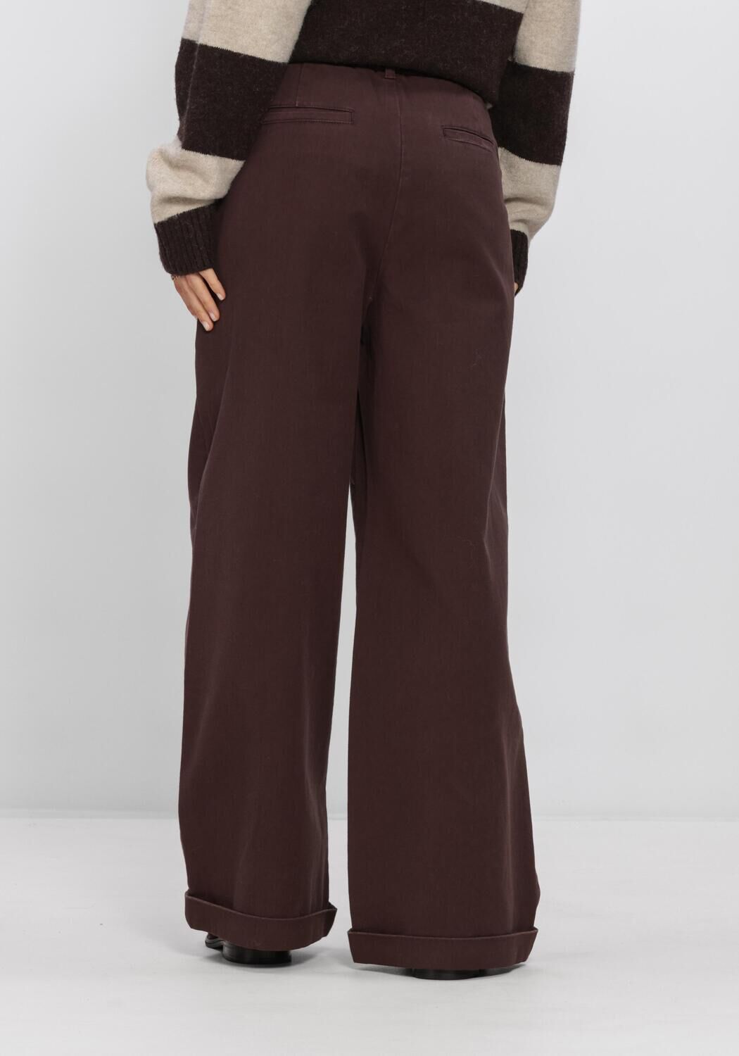 Bruine WITHBLACK Wijde broek WBLSTEFFI HW WIDE PANT - large