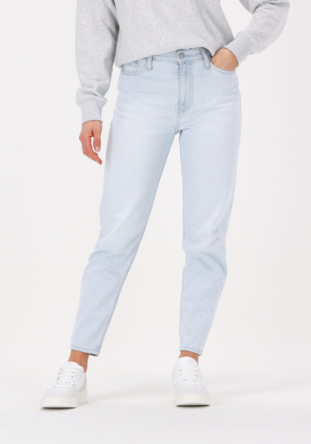 Lichtblauwe CALVIN KLEIN Mom jeans MOM JEAN | Omoda