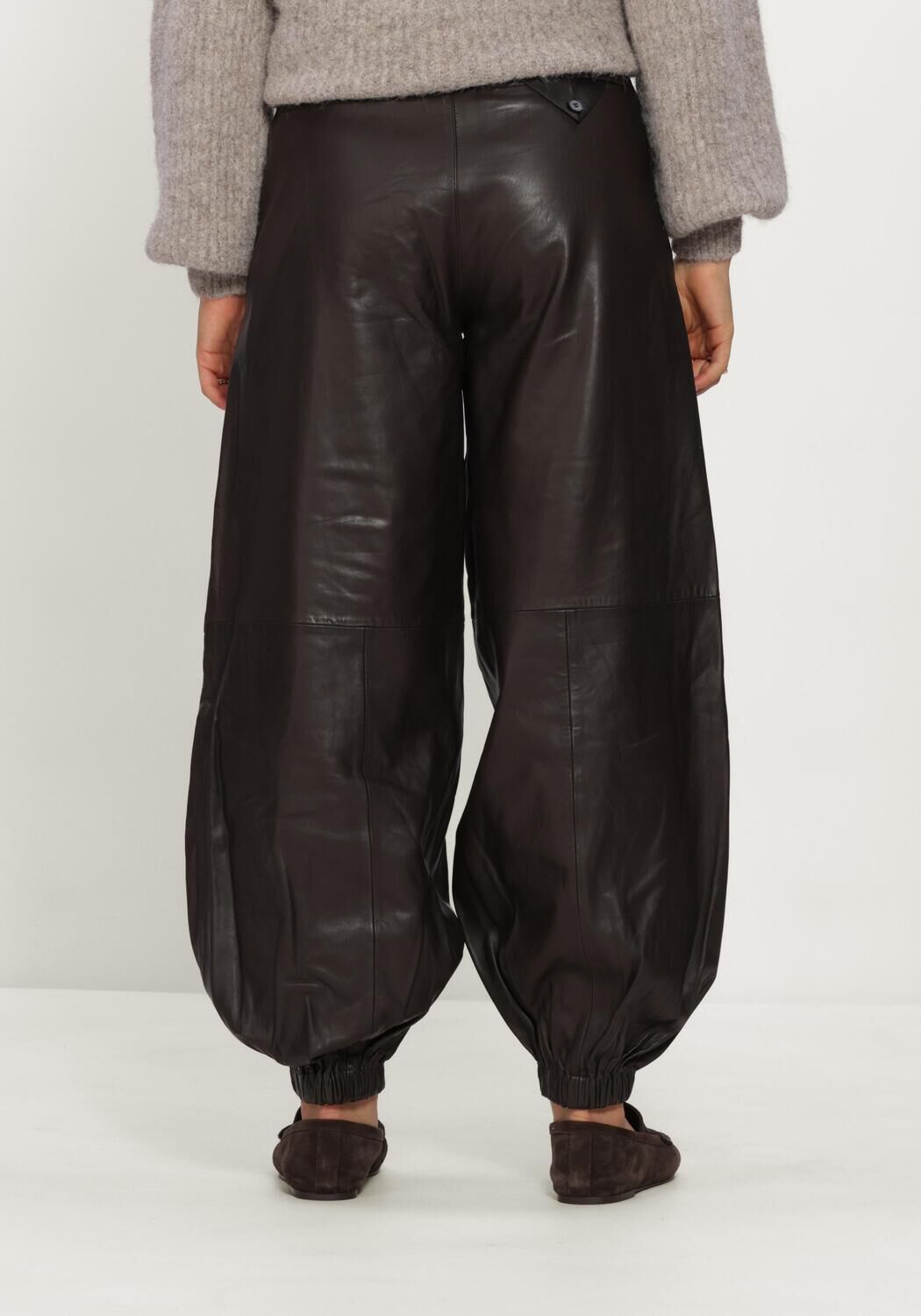 HAUTE L'AMITIÉ Haute L'Amitié Dames Broeken Jasmin Leather Harem Pant Bruin