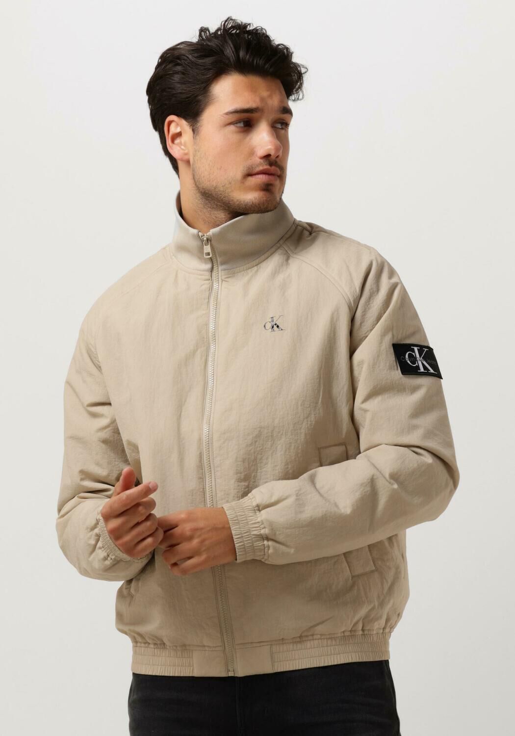 Omoda mannen top