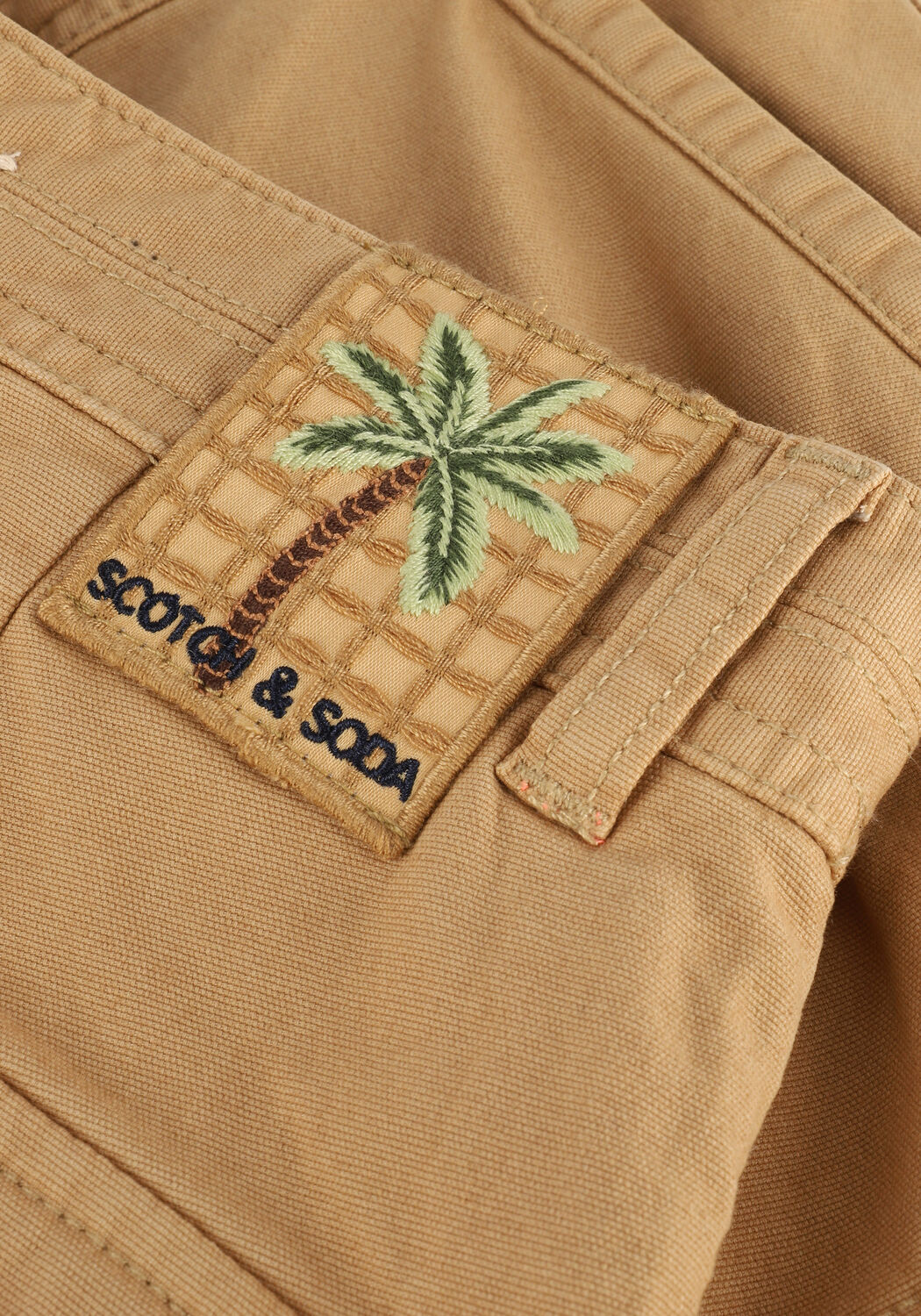 Zand SCOTCH & SODA Korte broek FAVE GARMENT-DYED CARGO SHORT - large