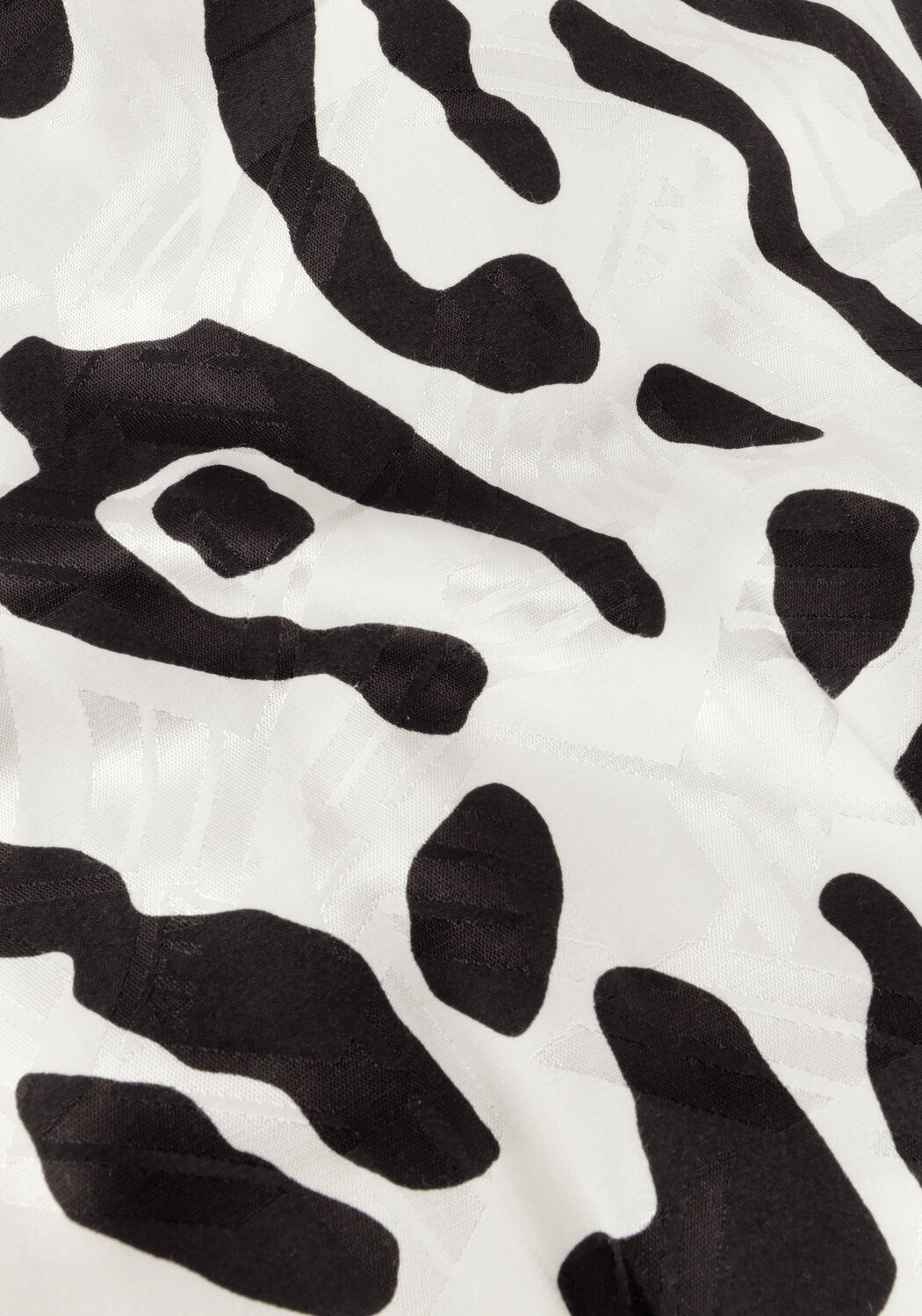 Zwarte ALIX THE LABEL Playsuits LADIES WOVEN BIG ANIMAL JACQUARD PLAYSUIT - large