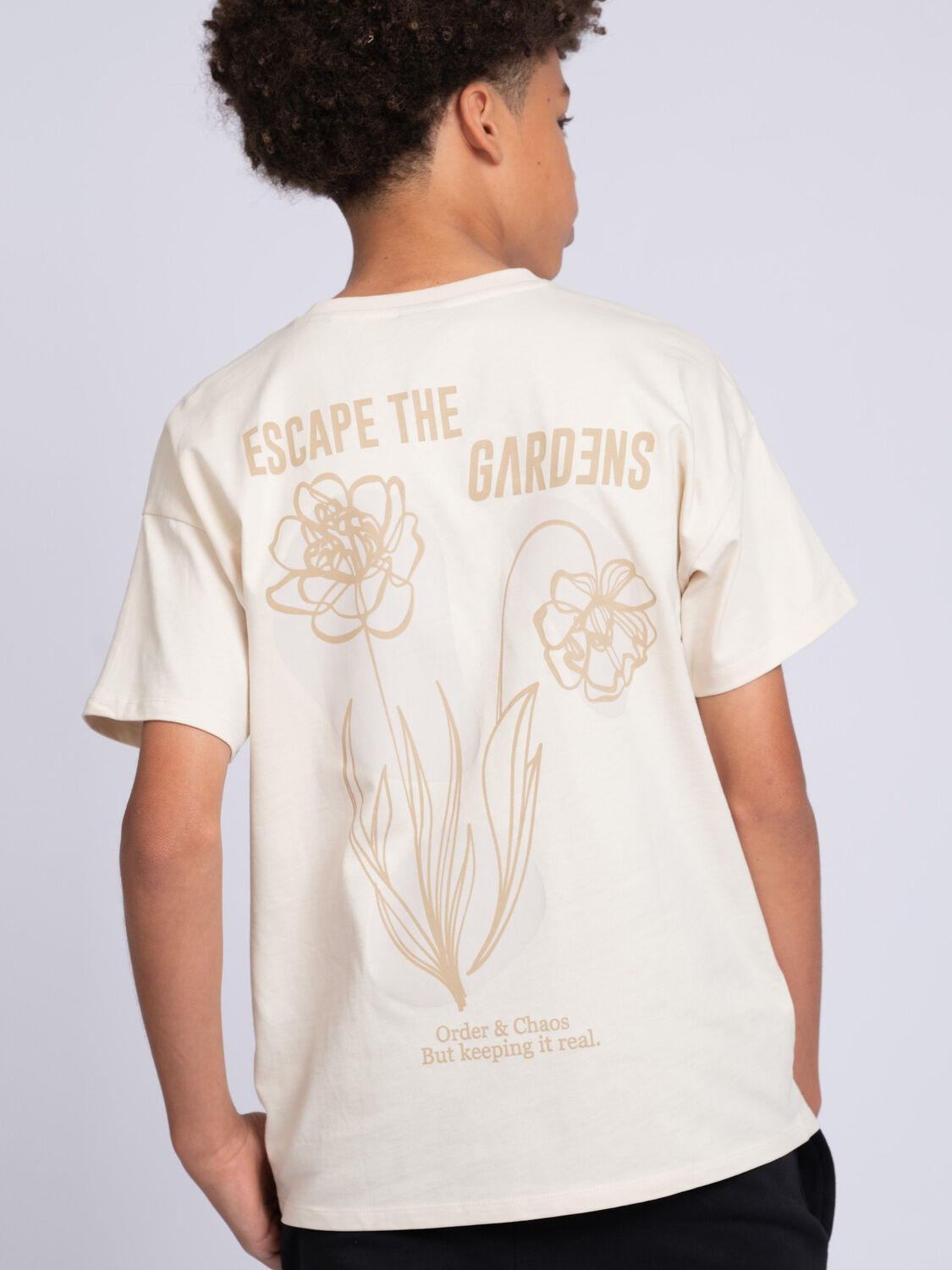 NIK & NIK Jongens Polo's & T-shirts Bloom Oversized T-shirt Beige