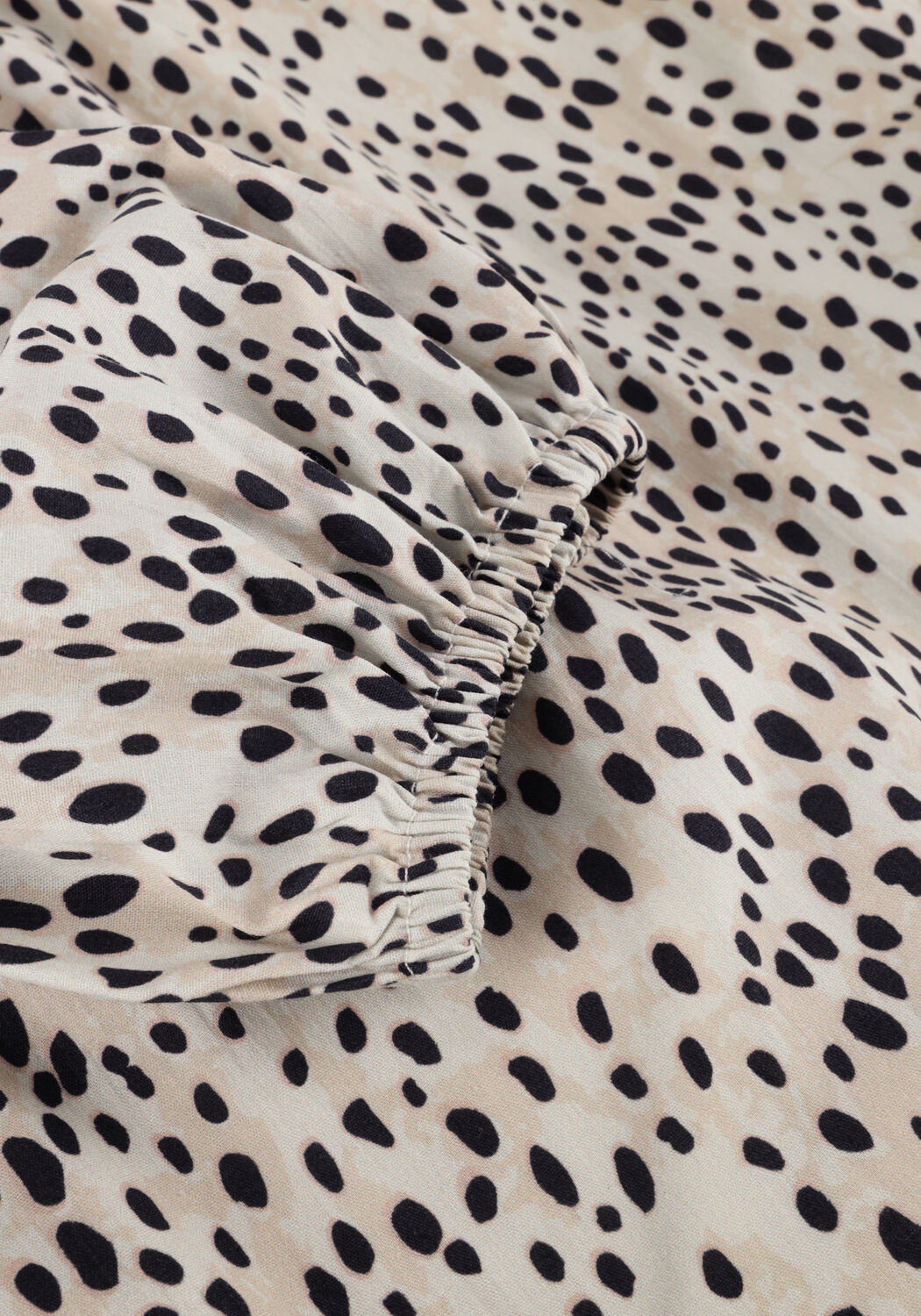 Witte COLOURFUL REBEL Mini jurk LIZE CHEETAH SHIRT MINI DRESS SS - large