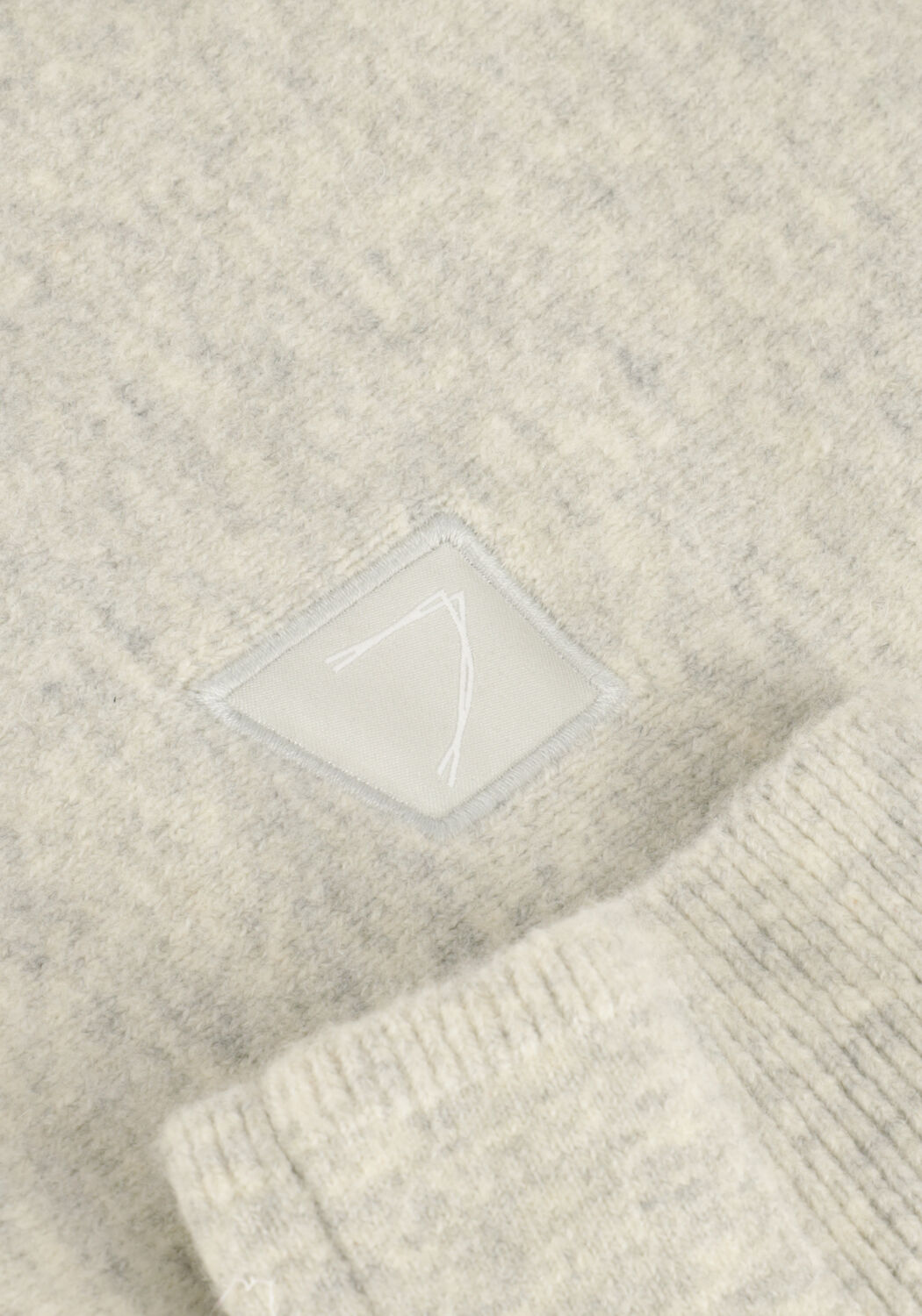 Ecru CHASIN Trui FINN PLY - large