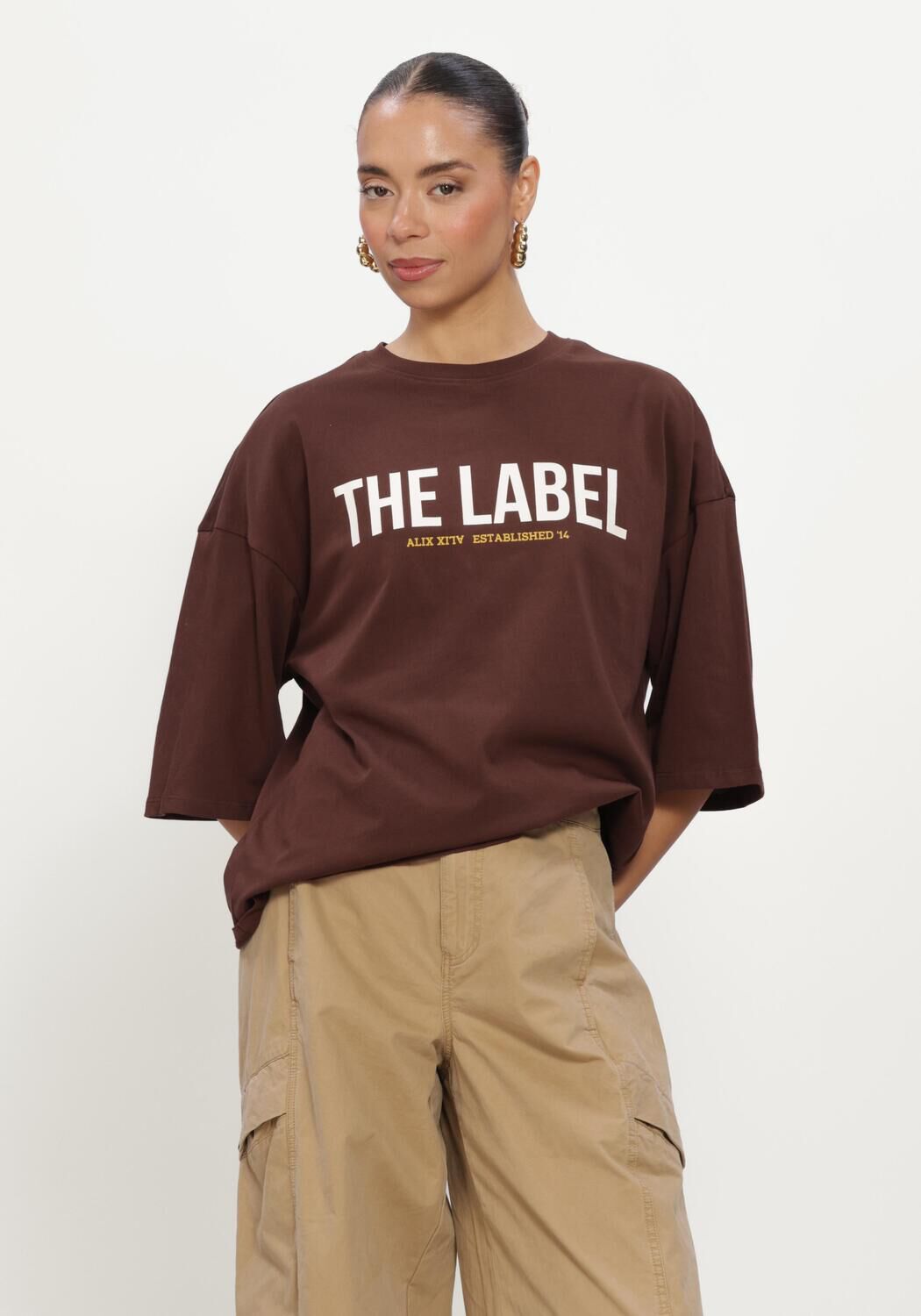 Bruine ALIX THE LABEL Tops & T-shirts LADIES KNITTED THE LABEL OVERSIZED T-SHIRT - large
