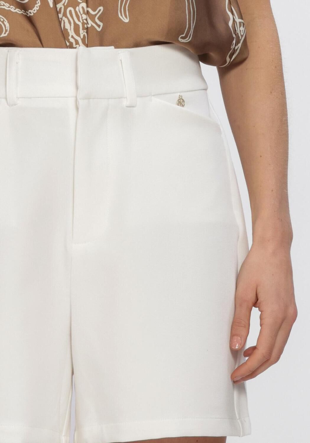 Gebroken wit NUKUS Shorts DAHLIA SHORT - large