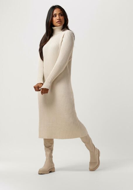 Beige Y.A.S. Midi jurk YASMAVI KNIT MIDI ROLLNECK DRESS - large