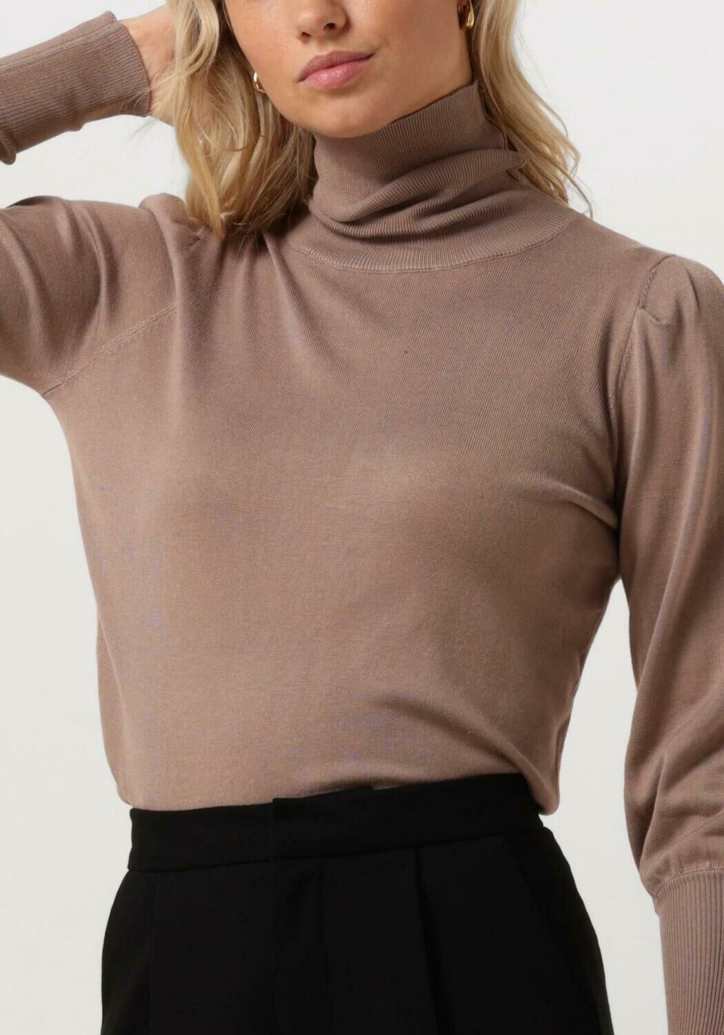 NOTRE-V Dames Truien & Vesten Basic Knit Blouse Camel