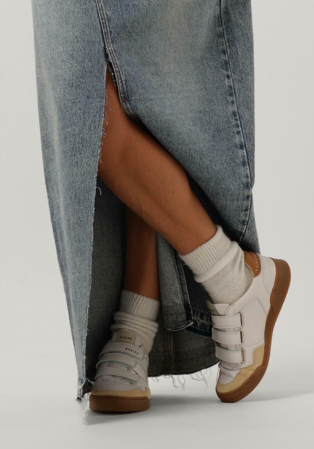 Witte NUBIKK Lage sneakers BLUEBERRY STRAPS - large