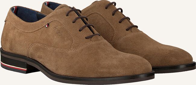 Bruine TOMMY HILFIGER Nette schoenen SIGNATURE HILFIGER OXFORD Bruine TOMMY HILFIGER Nette schoenen SIGNATURE HILFIGER OXFORD - large
