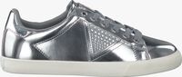 Zilveren GUESS Sneakers FLMA73 - medium