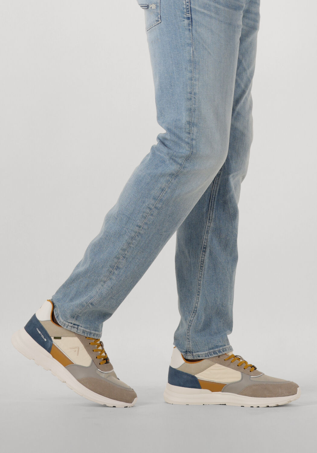 Beige AMBITIOUS Lage sneakers ARROW - large