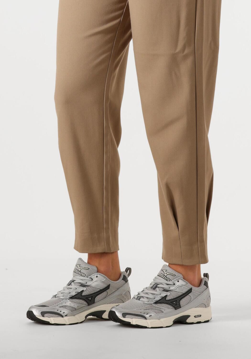 Grijze MIZUNO Lage sneakers MXR DAMES - large