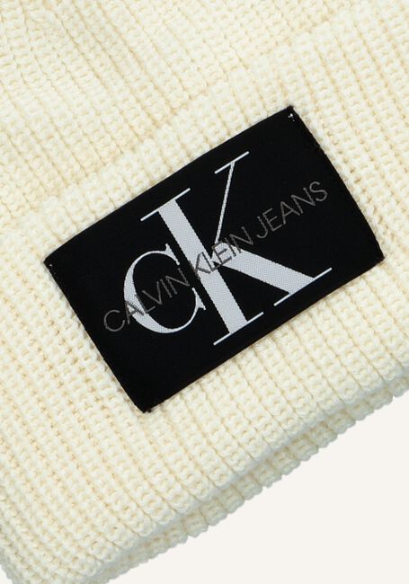 Witte CALVIN KLEIN Muts MONOGRAM BEANIE Witte CALVIN KLEIN Muts MONOGRAM BEANIE - large