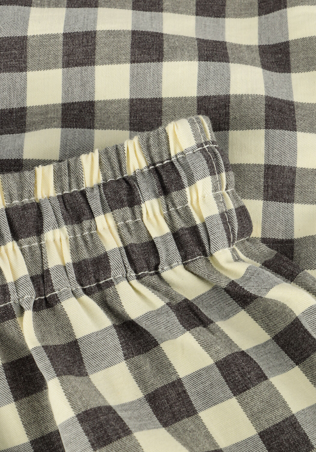 Gele MOLO Korte broek ADDIE - large