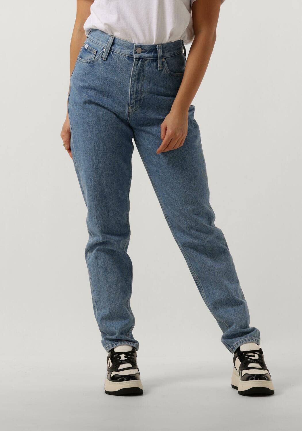 Calvin Klein Denim Mom Jeans in Lichtblauw Blue Dames