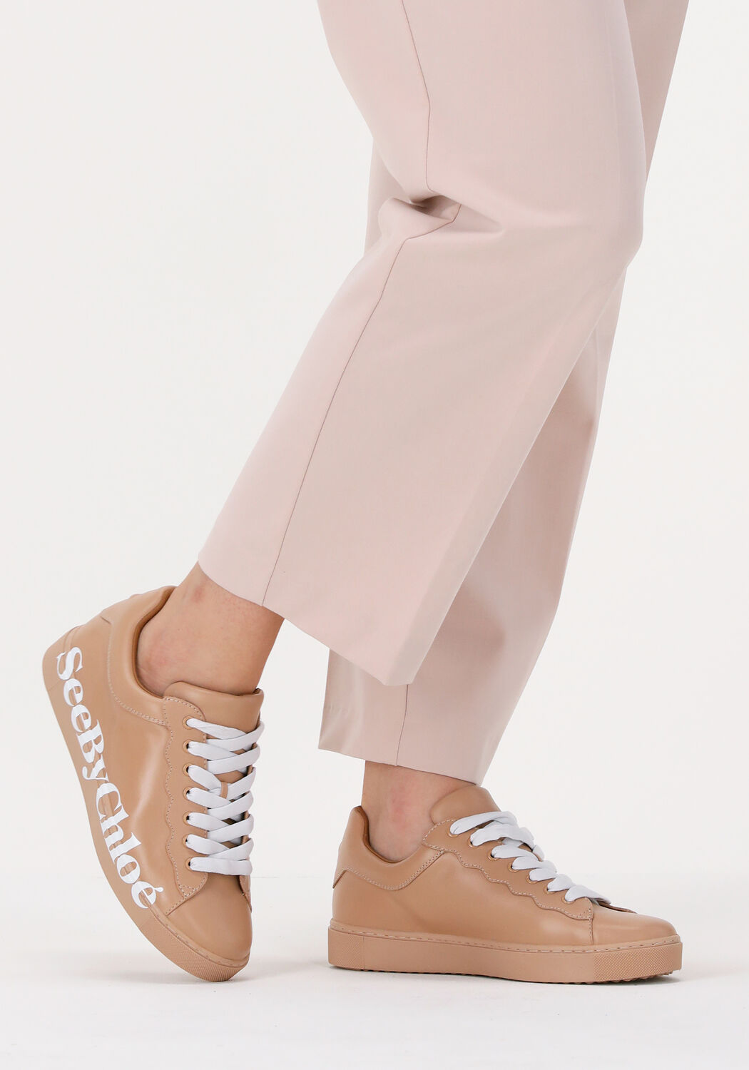 Bruine SEE BY CHLO&Eacute; Lage sneakers ESSIE - large