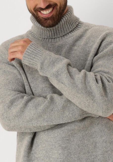 Grijze SELECTED HOMME Coltrui SLHCODY LS KNIT RELAXED ROLL NECK - large