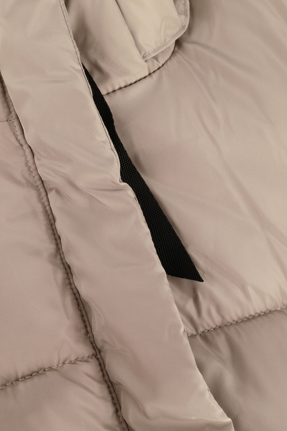 Taupe SECOND FEMALE Gewatteerde jas BUFF COAT - large