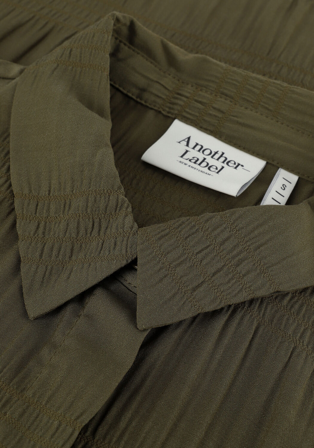 Groene ANOTHER LABEL Blouses DALEN SHIRT L/S - large