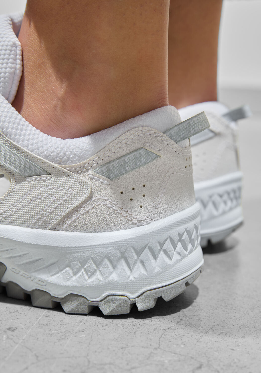 Witte SAUCONY Sneakers GRID PEAK - large