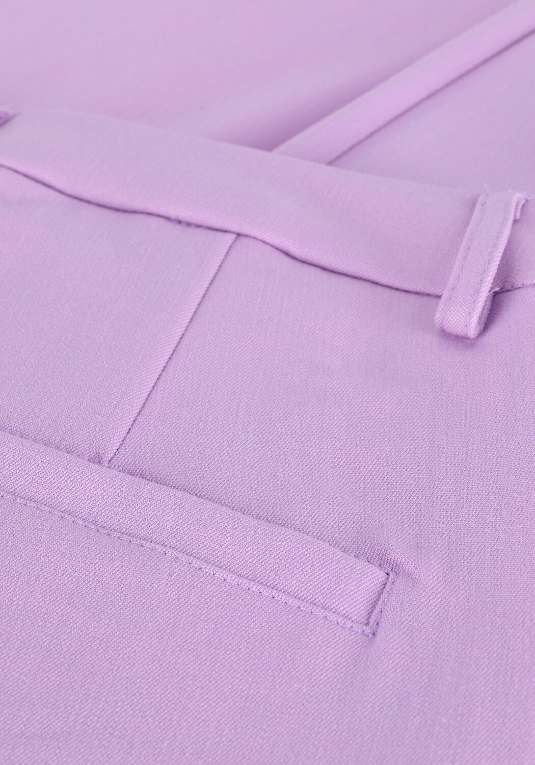 Lila MINIMUM Pantalon LESSA E54 - large