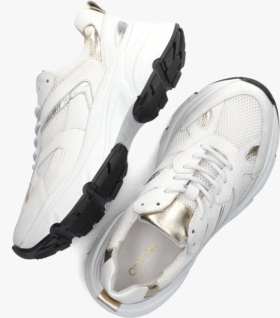 Schoonmaken Tips Witte Sneaker Schoonmaken Witte Sneakers Schoonmaken Pakket Witte Sneakers Als Nieuw