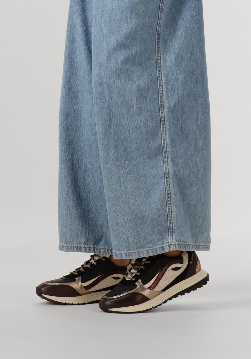 Bruine NOTRE-V Lage sneakers RYLIE-01 - large