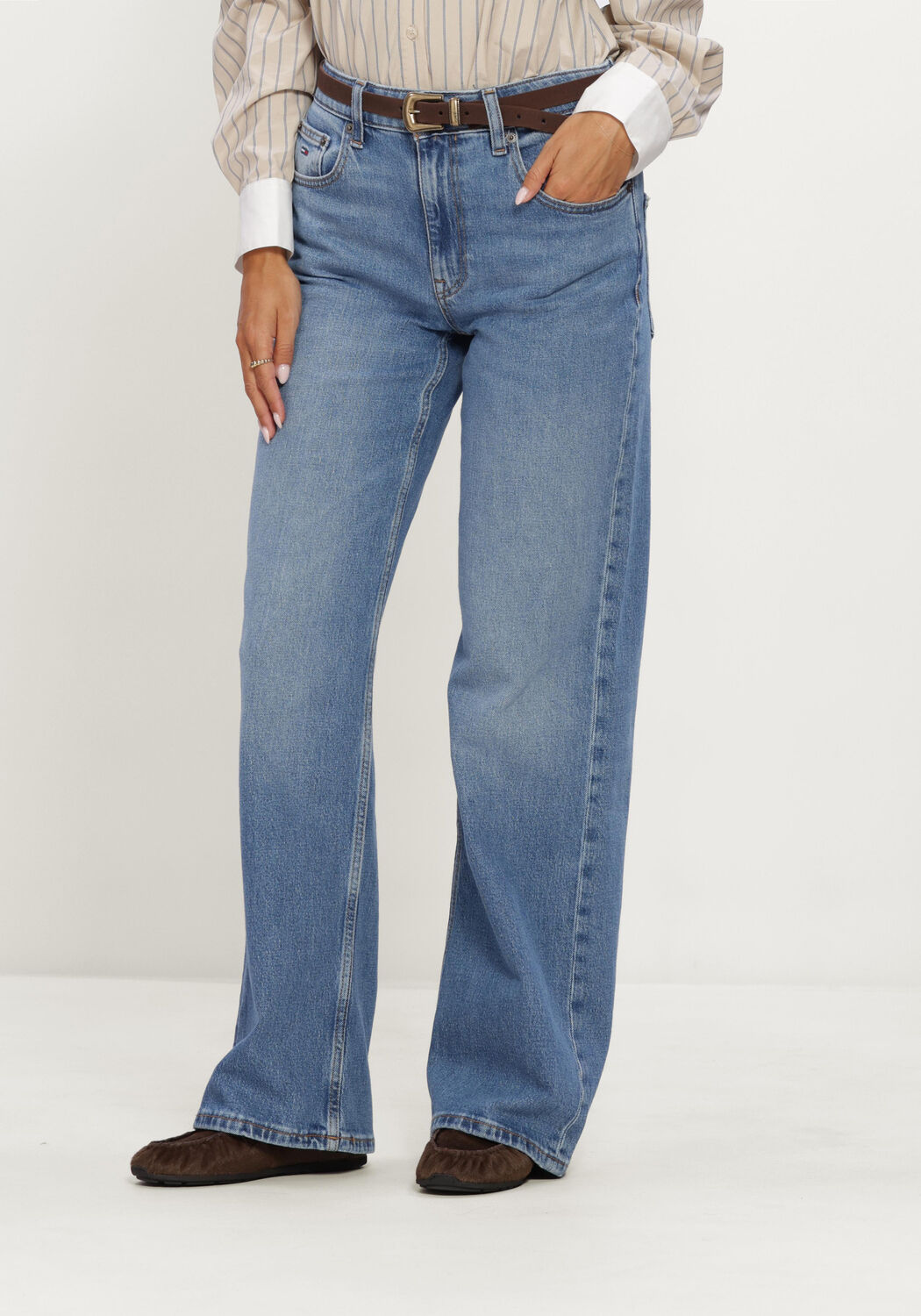 Lichtblauwe TOMMY JEANS Straight leg jeans MIA MID RELAXED STRAIGHT BJ0133 - large
