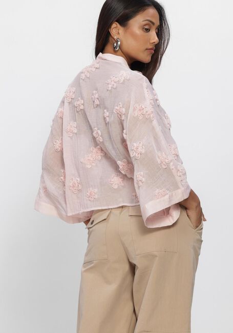 Lichtroze JANSEN AMSTERDAM Blouses MARNEY BLOUSE 3DF1 759 WIDE KIMONO SLEEVE 3D FLOWERS - large