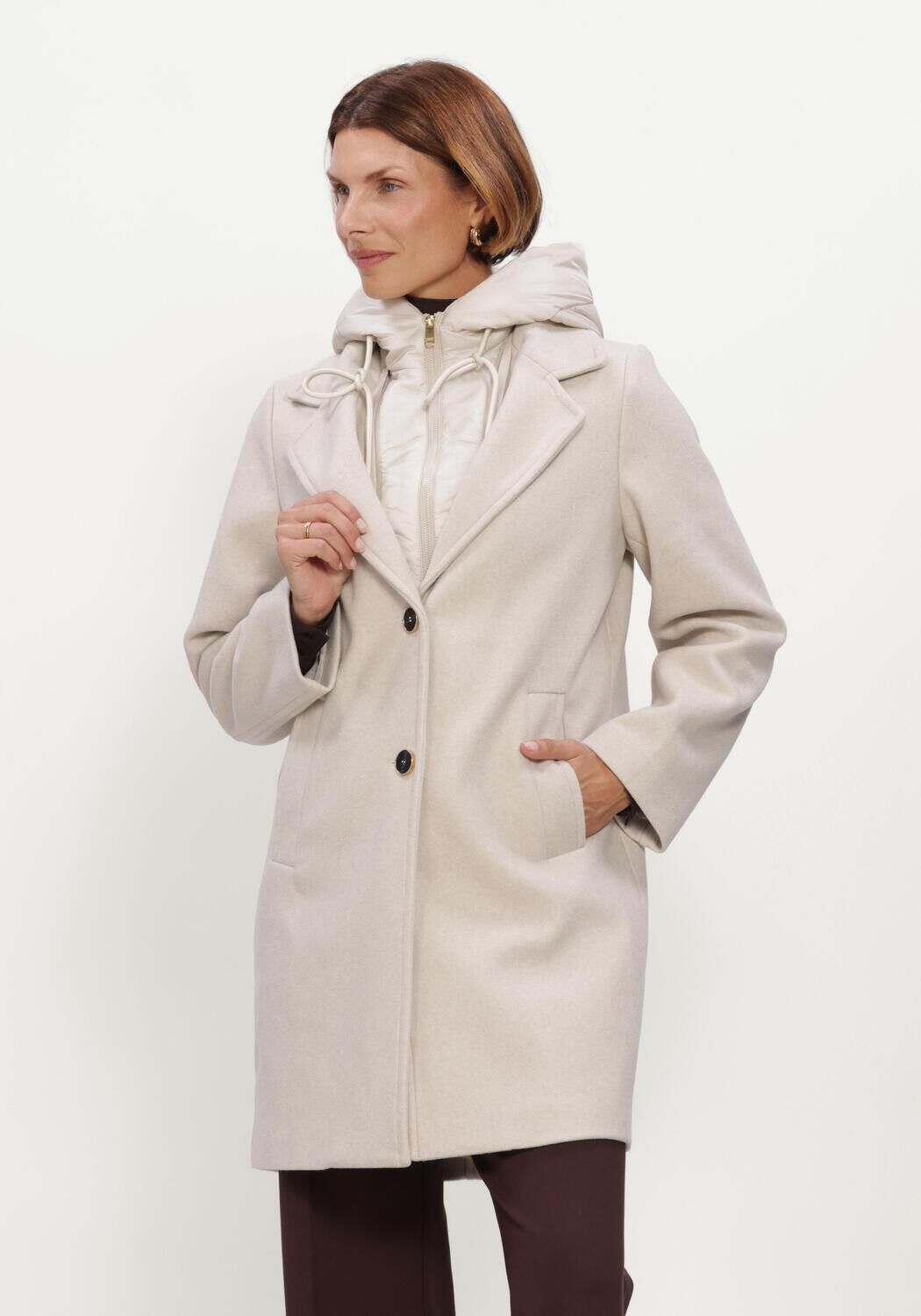 BEAUMONT Dames Jassen Elvira Coat Beige