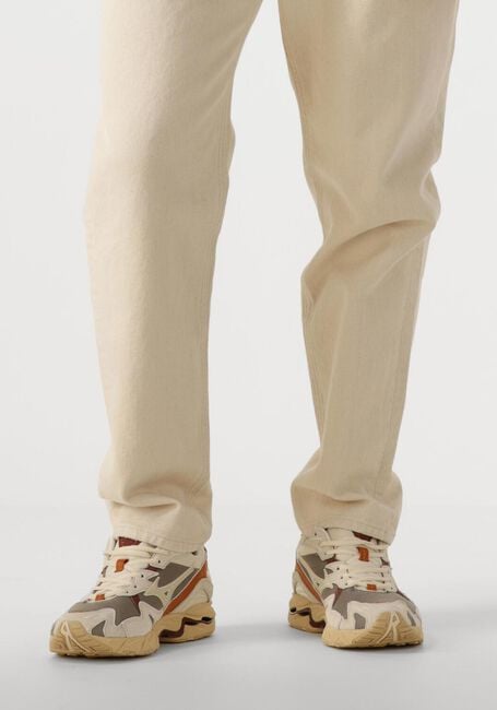 Beige MIZUNO Lage sneakers WAVE RIDER 10 PREMIUM HEREN Beige MIZUNO Lage sneakers WAVE RIDER 10 PREMIUM HEREN - large