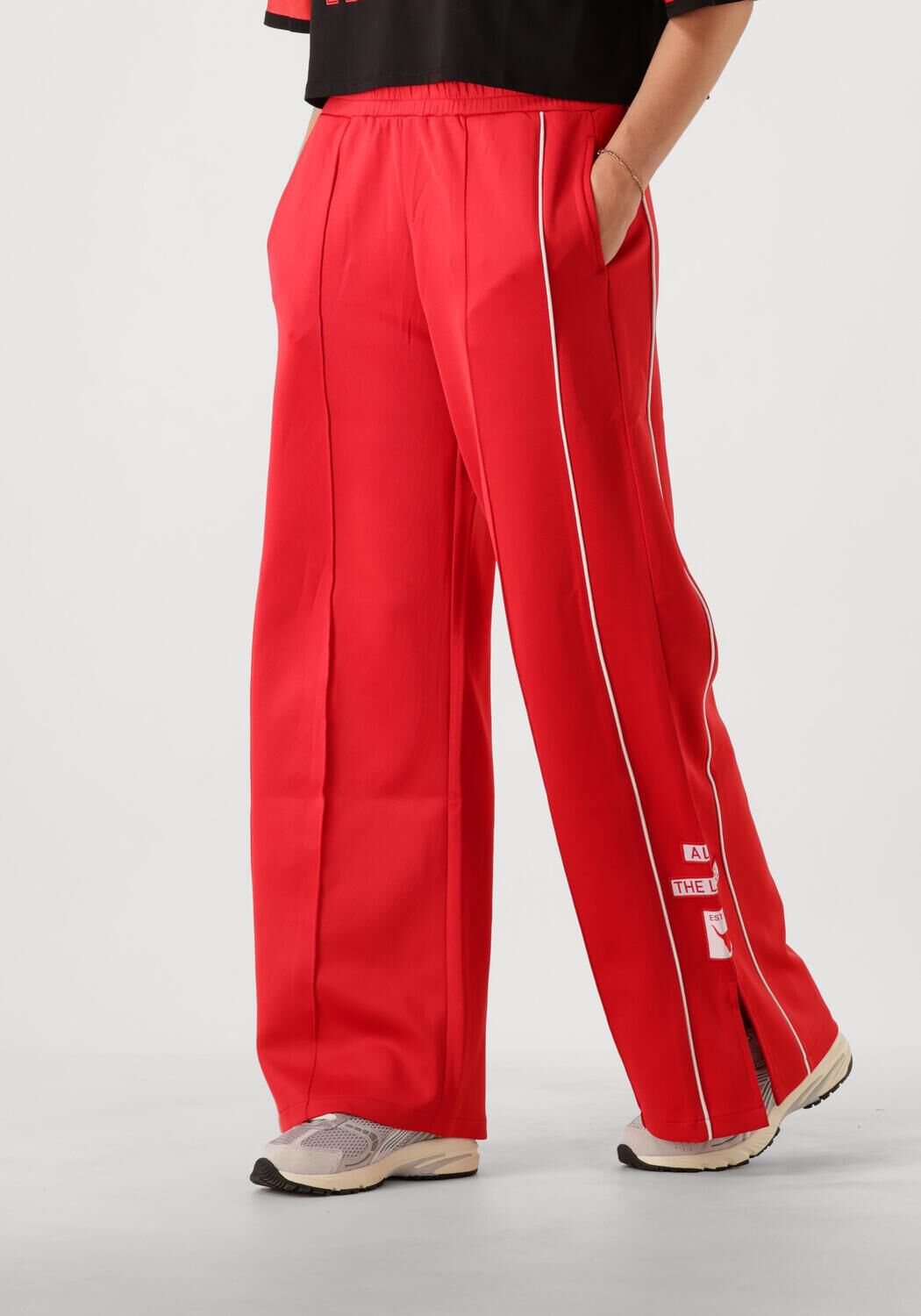 ALIX THE LABEL Dames Broeken Ladies Knitted Training Pants Rood
