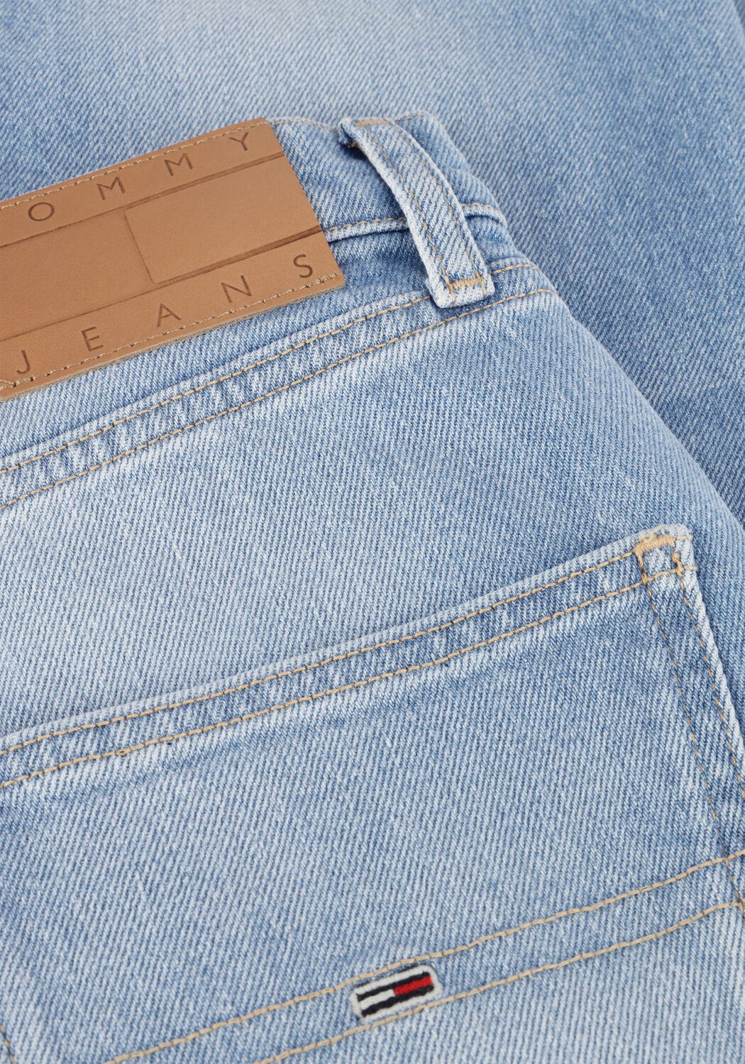 Lichtblauwe TOMMY JEANS Straight leg jeans LAYLA HR SLIM STRAIGHT CH0115 - large