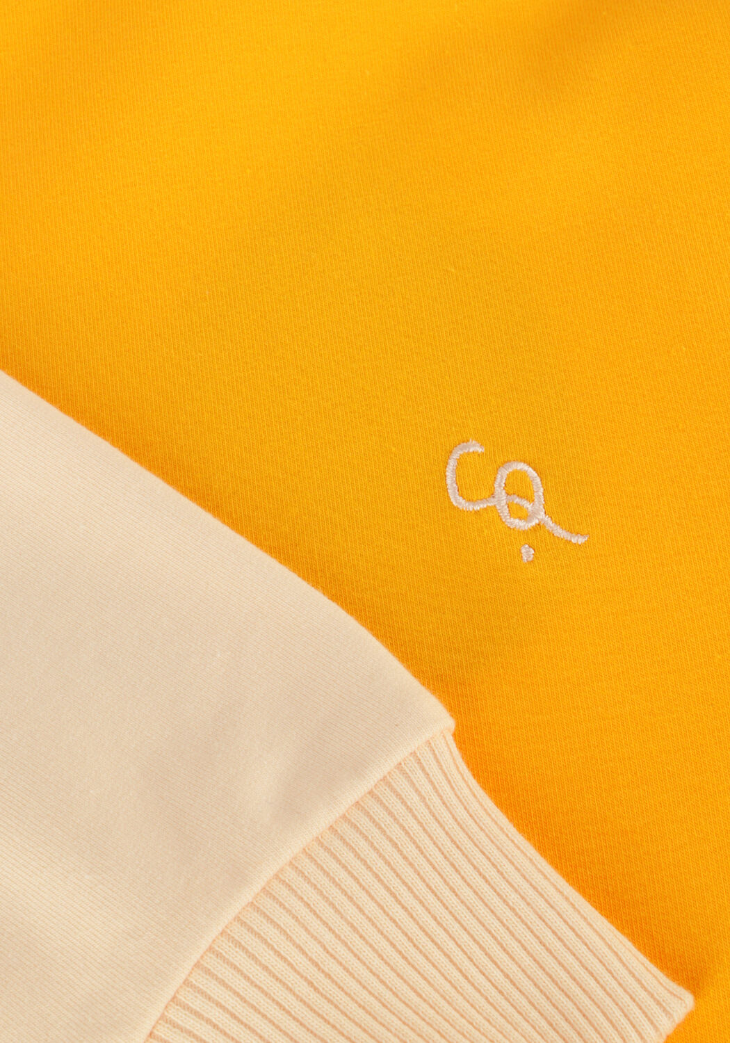 Gele CARLIJNQ Sweater BASIC-SWEATER (YELLOW/OFF-WHITE) - large