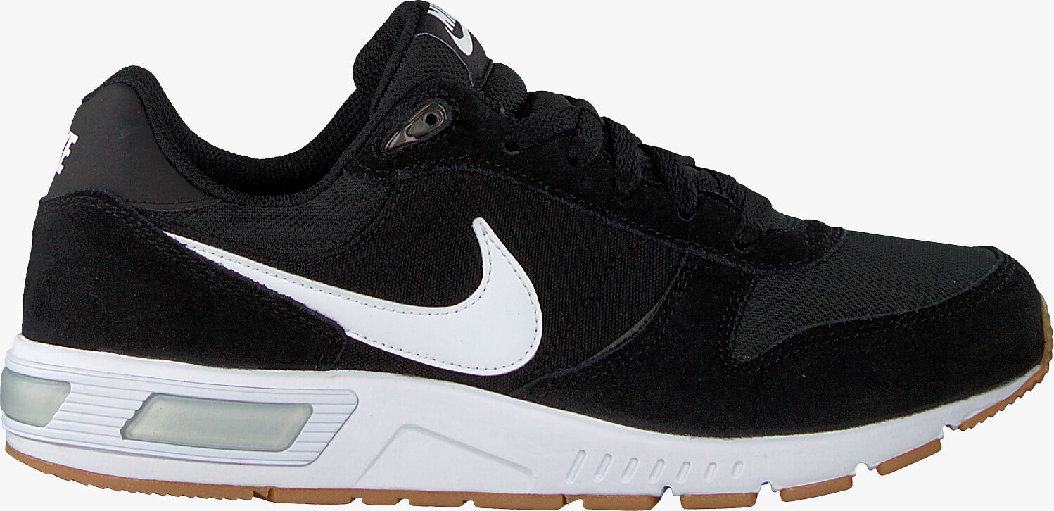 Nike nightgazer zwart clearance