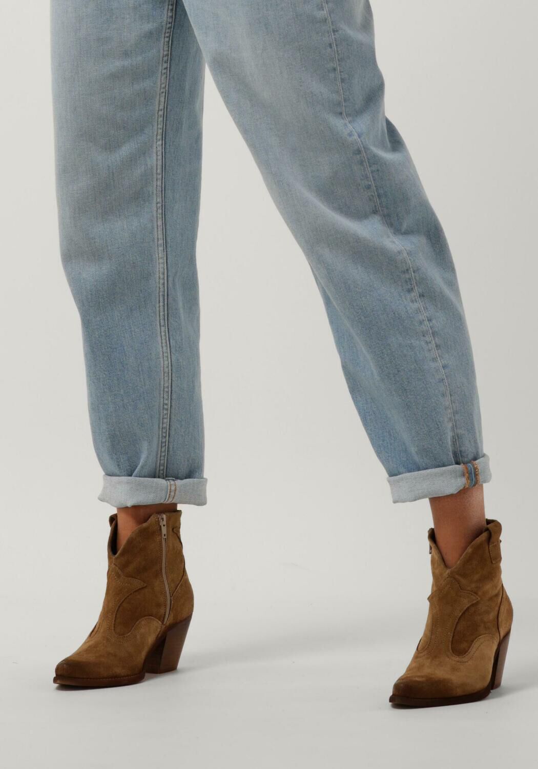 Omoda cowboylaarsjes deals