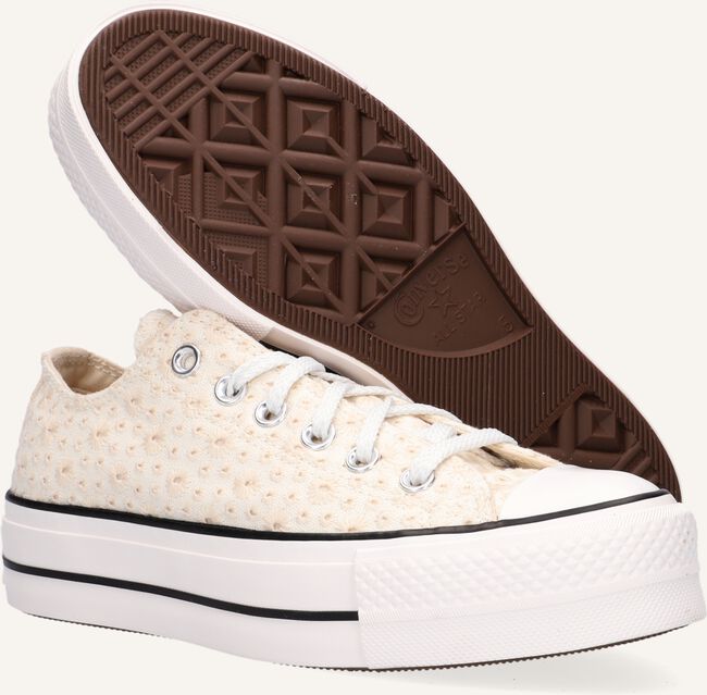 Witte CONVERSE Lage sneakers CHUCK TAYLOR ALL STAR LIFT OX Witte CONVERSE Lage sneakers CHUCK TAYLOR ALL STAR LIFT OX - large