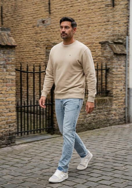 Beige TOMMY JEANS Trui TJM REG S FLAG CREW EXT - large